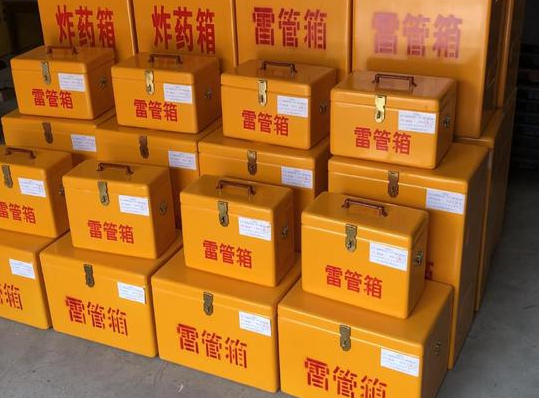 安图玻璃钢雷管箱的使用寿命一般是多少？